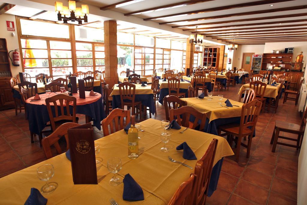 Burgo Camping Fuentes Blancas מראה חיצוני תמונה